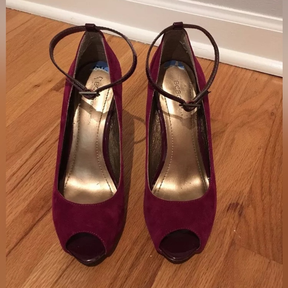 BCBGeneration Purple Suede Peep Toe Stilettos Pumps Size 6.5